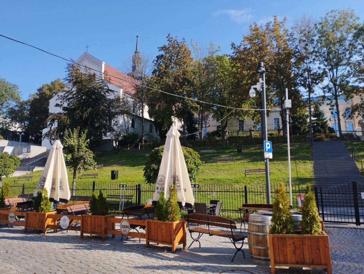 Havel Apartment Opole Bagian luar foto