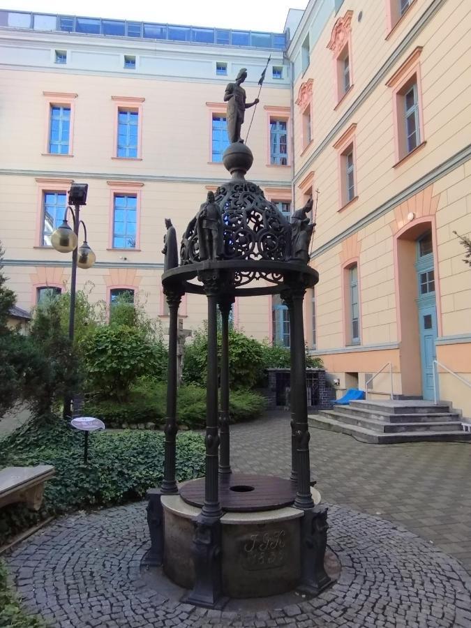 Havel Apartment Opole Bagian luar foto